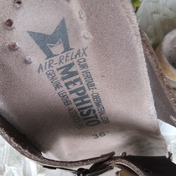 Mephisto Thong Sandals - Picture 6 of 8